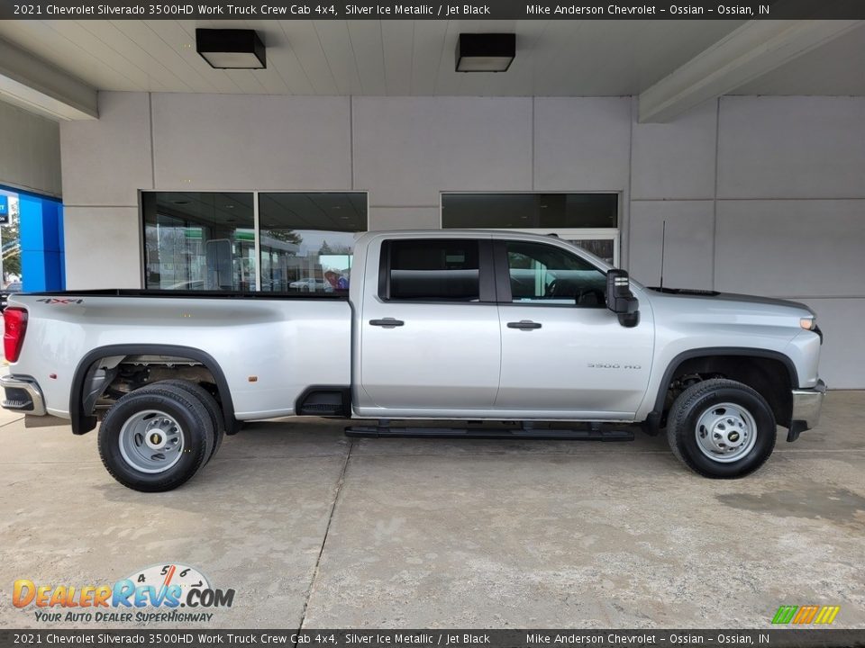 2021 Chevrolet Silverado 3500HD Work Truck Crew Cab 4x4 Silver Ice Metallic / Jet Black Photo #3