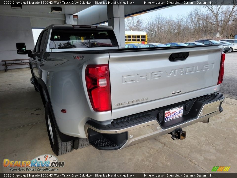 2021 Chevrolet Silverado 3500HD Work Truck Crew Cab 4x4 Silver Ice Metallic / Jet Black Photo #7