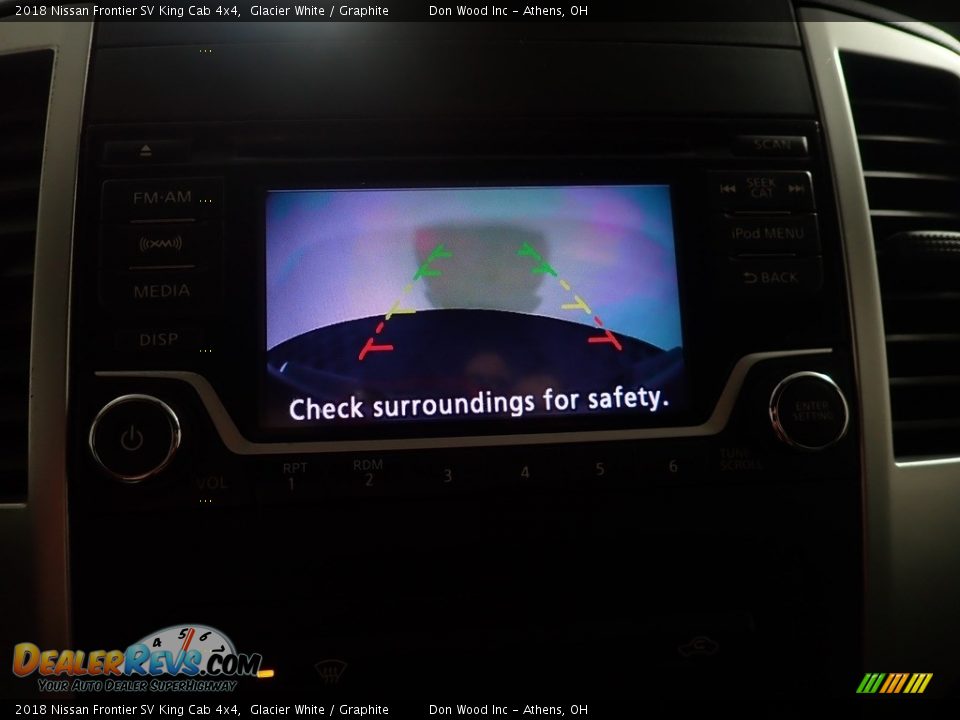 2018 Nissan Frontier SV King Cab 4x4 Glacier White / Graphite Photo #2