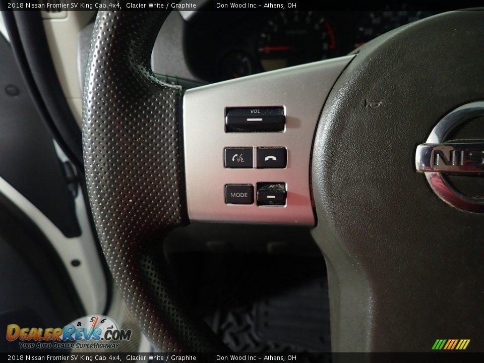 2018 Nissan Frontier SV King Cab 4x4 Glacier White / Graphite Photo #28