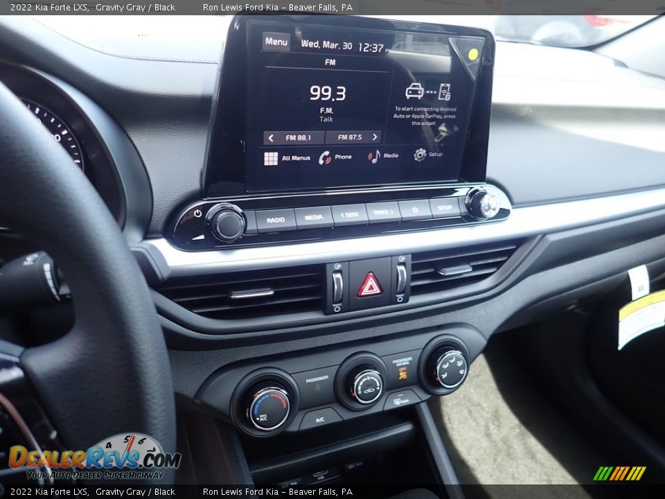 Controls of 2022 Kia Forte LXS Photo #17