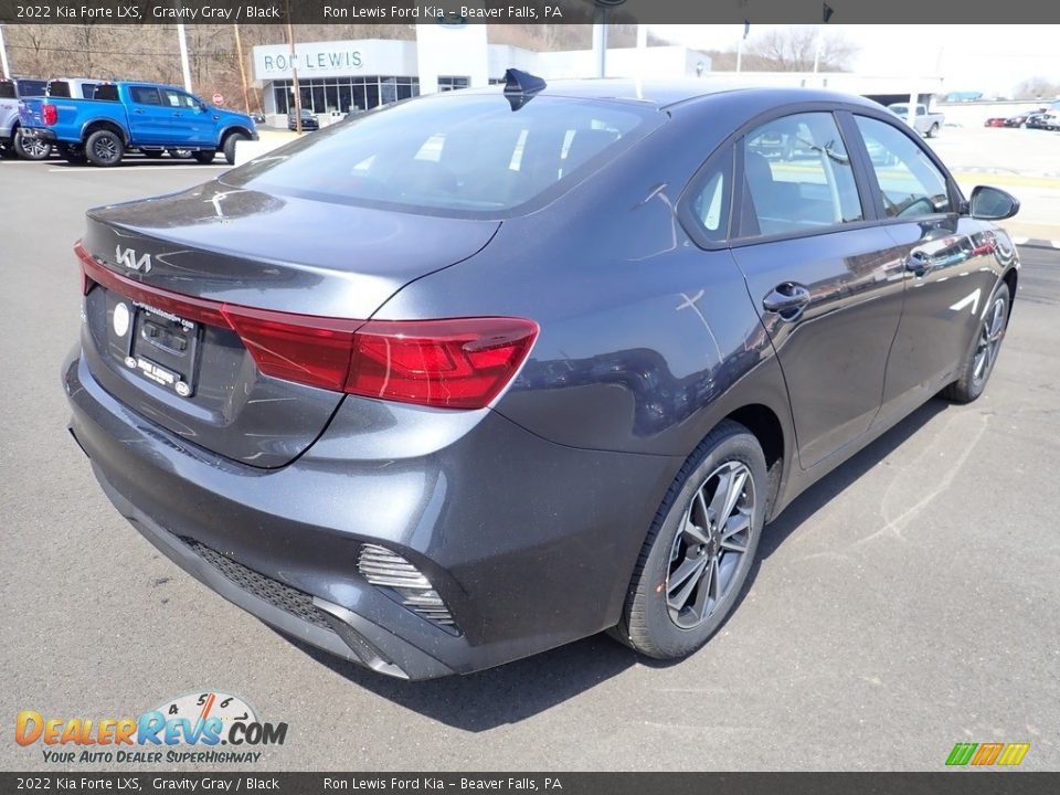 2022 Kia Forte LXS Gravity Gray / Black Photo #2