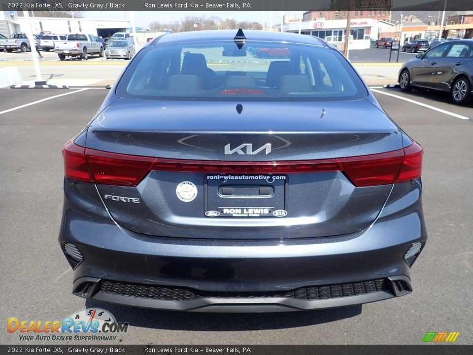 2022 Kia Forte LXS Gravity Gray / Black Photo #3