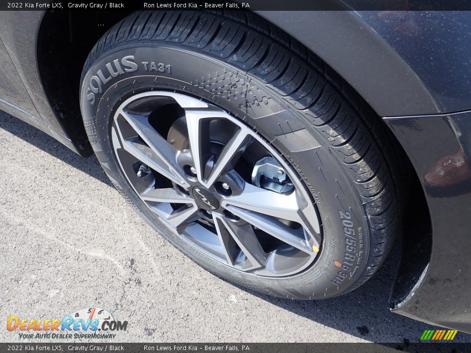 2022 Kia Forte LXS Wheel Photo #9