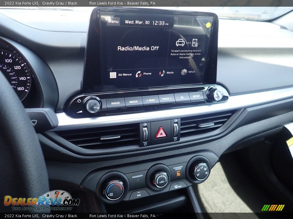 Controls of 2022 Kia Forte LXS Photo #17