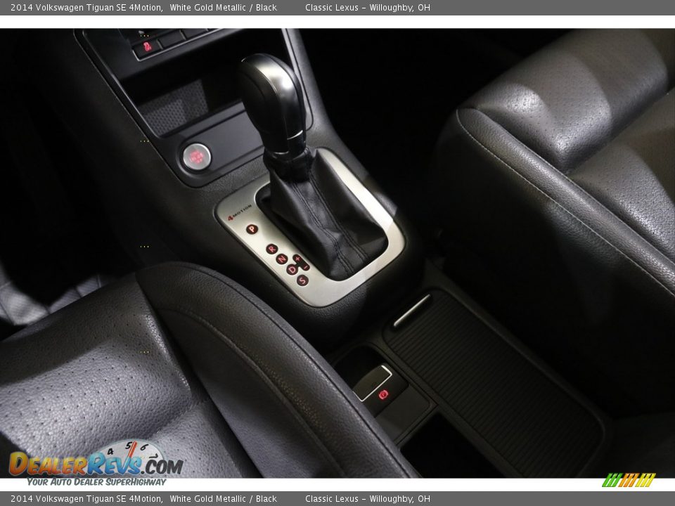 2014 Volkswagen Tiguan SE 4Motion Shifter Photo #13