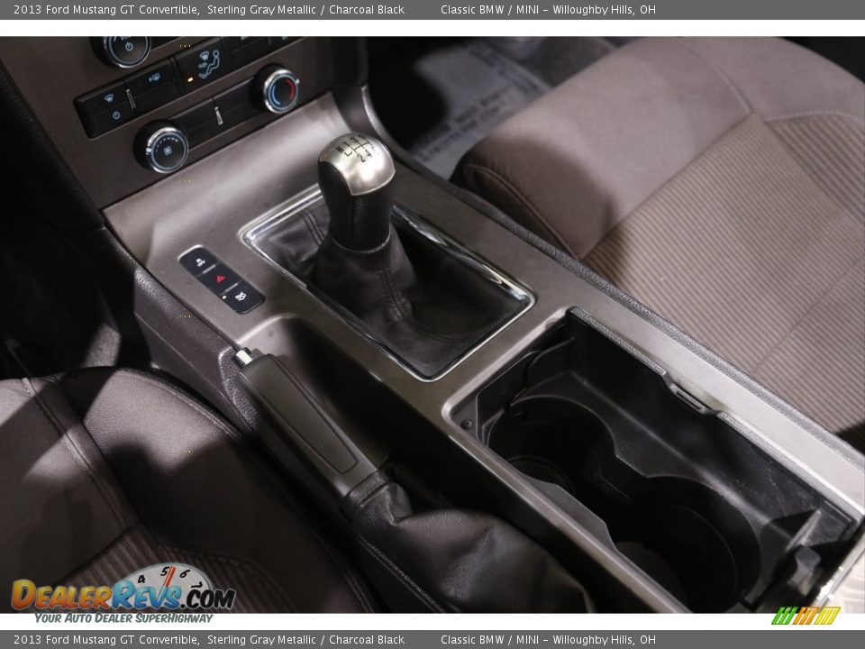 2013 Ford Mustang GT Convertible Shifter Photo #13