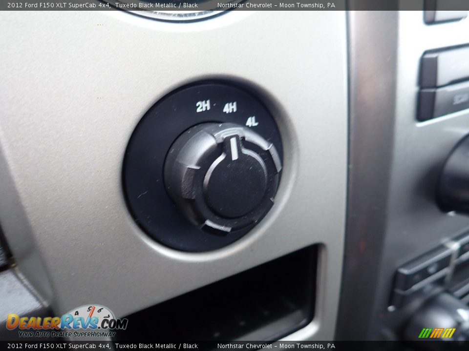 2012 Ford F150 XLT SuperCab 4x4 Tuxedo Black Metallic / Black Photo #17