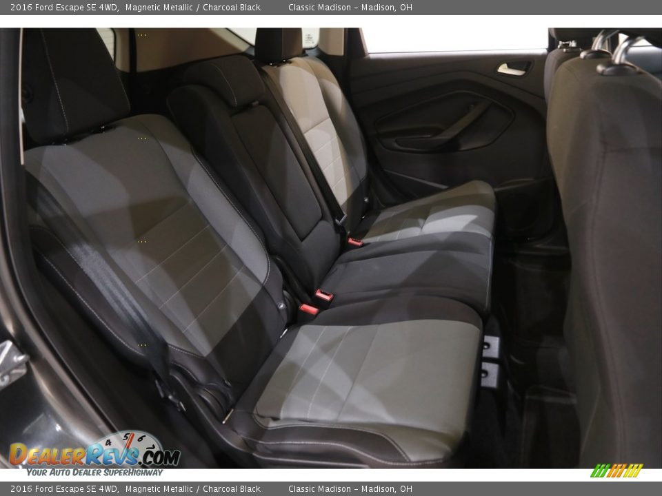 2016 Ford Escape SE 4WD Magnetic Metallic / Charcoal Black Photo #16