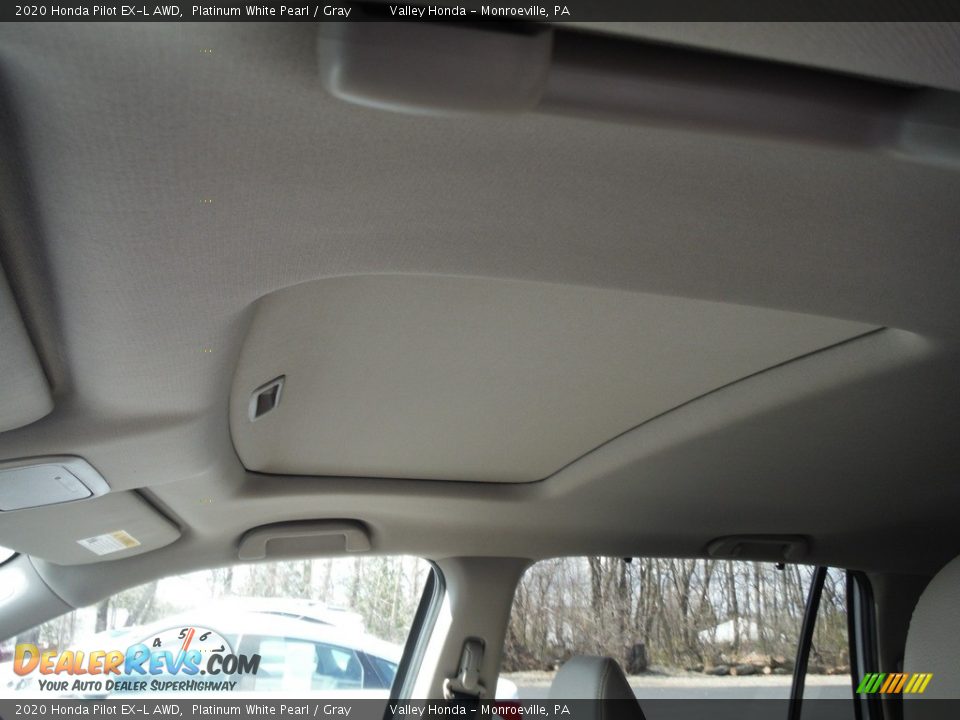 2020 Honda Pilot EX-L AWD Platinum White Pearl / Gray Photo #10