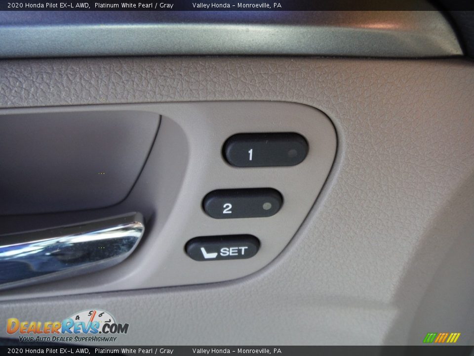 2020 Honda Pilot EX-L AWD Platinum White Pearl / Gray Photo #12