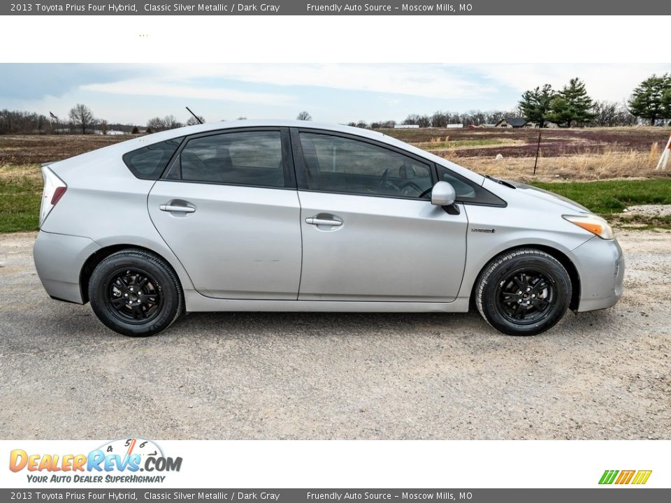 2013 Toyota Prius Four Hybrid Classic Silver Metallic / Dark Gray Photo #3