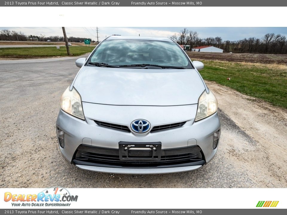 2013 Toyota Prius Four Hybrid Classic Silver Metallic / Dark Gray Photo #9