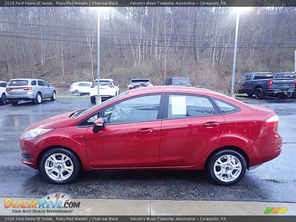 2016 Ford Fiesta SE Sedan Ruby Red Metallic / Charcoal Black Photo #6