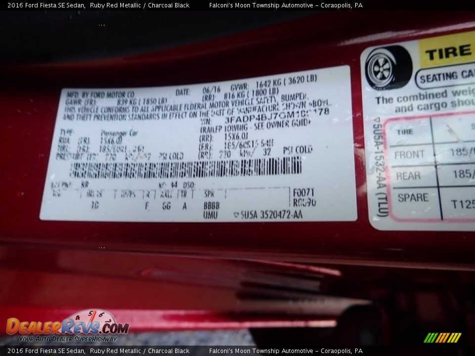 2016 Ford Fiesta SE Sedan Ruby Red Metallic / Charcoal Black Photo #29