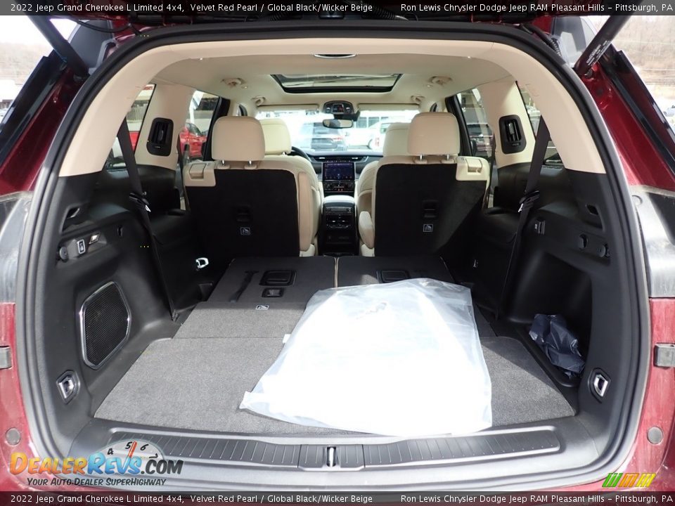 2022 Jeep Grand Cherokee L Limited 4x4 Velvet Red Pearl / Global Black/Wicker Beige Photo #5