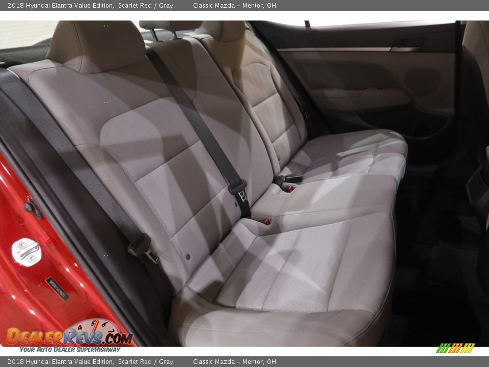 2018 Hyundai Elantra Value Edition Scarlet Red / Gray Photo #15