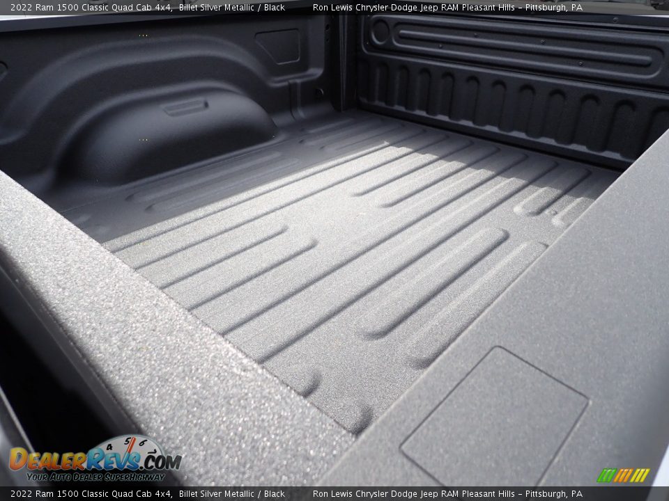 2022 Ram 1500 Classic Quad Cab 4x4 Billet Silver Metallic / Black Photo #12