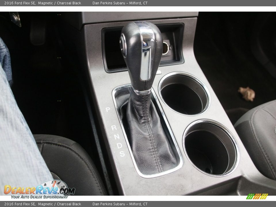 2016 Ford Flex SE Shifter Photo #20