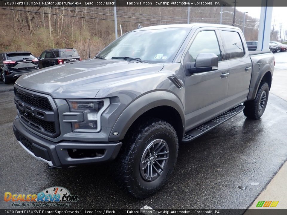Front 3/4 View of 2020 Ford F150 SVT Raptor SuperCrew 4x4 Photo #6