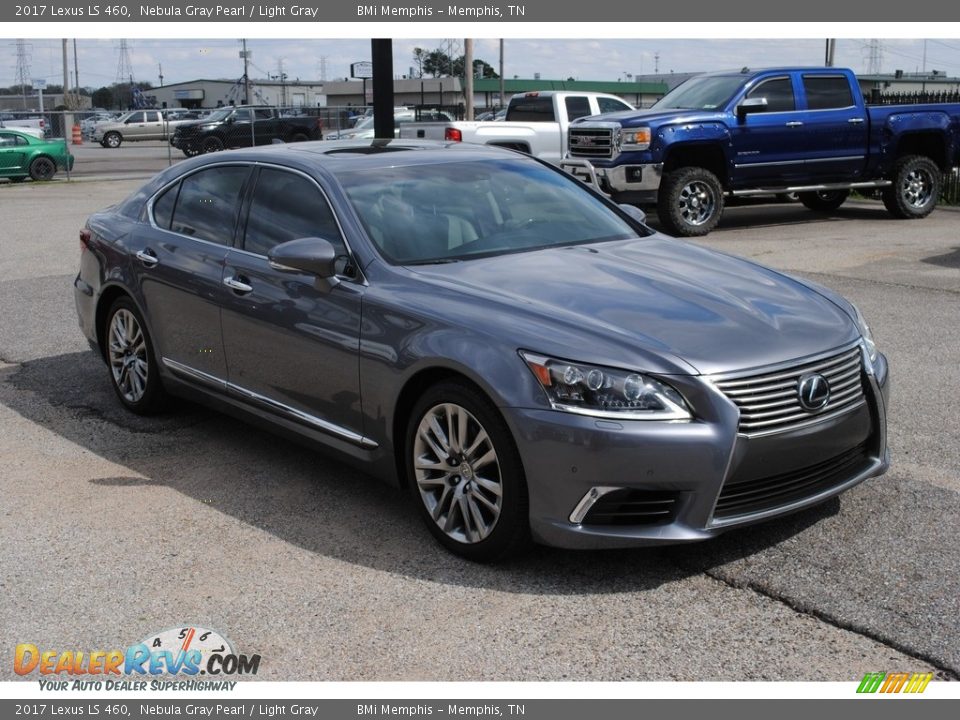 Front 3/4 View of 2017 Lexus LS 460 Photo #7