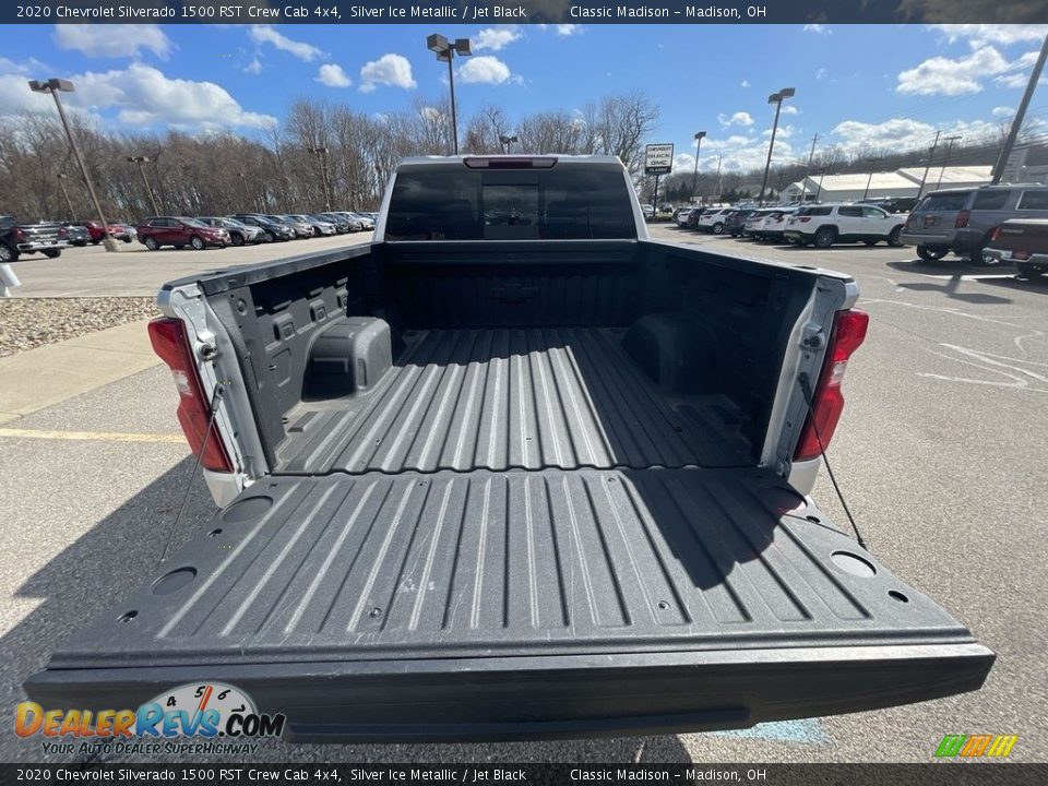 2020 Chevrolet Silverado 1500 RST Crew Cab 4x4 Silver Ice Metallic / Jet Black Photo #18