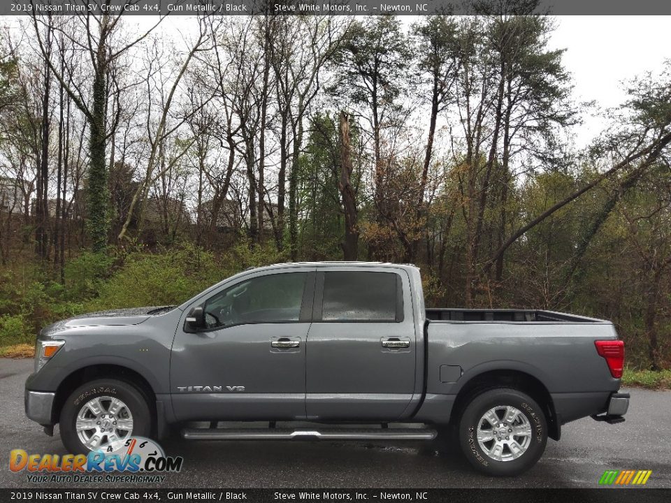 Gun Metallic 2019 Nissan Titan SV Crew Cab 4x4 Photo #1