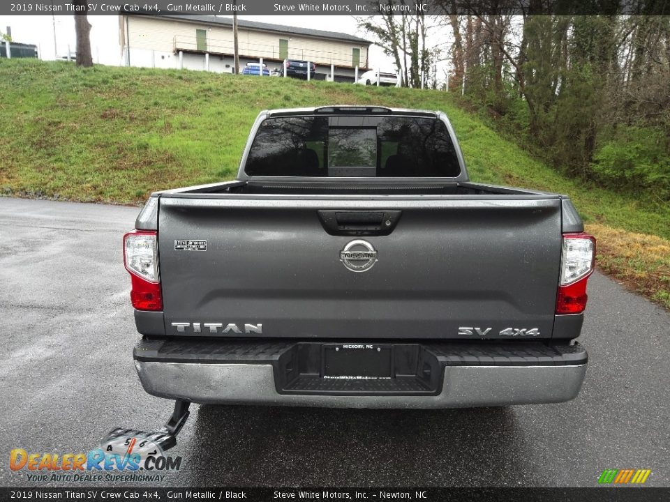 2019 Nissan Titan SV Crew Cab 4x4 Gun Metallic / Black Photo #7