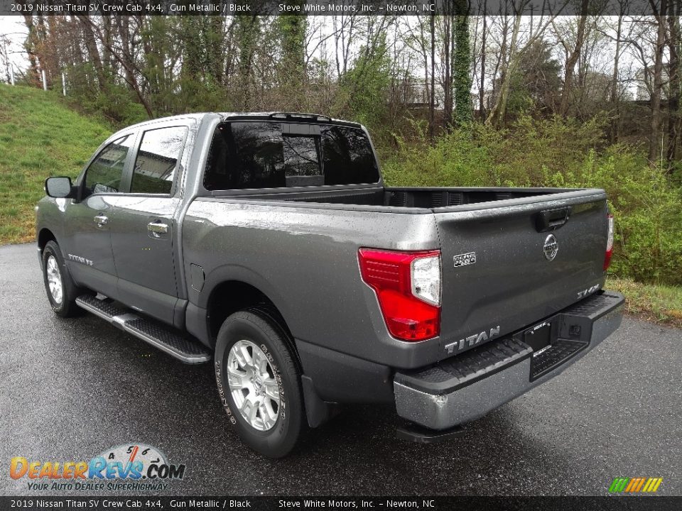 2019 Nissan Titan SV Crew Cab 4x4 Gun Metallic / Black Photo #9