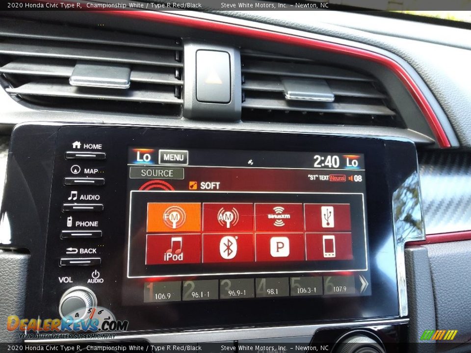 Controls of 2020 Honda Civic Type R Photo #22