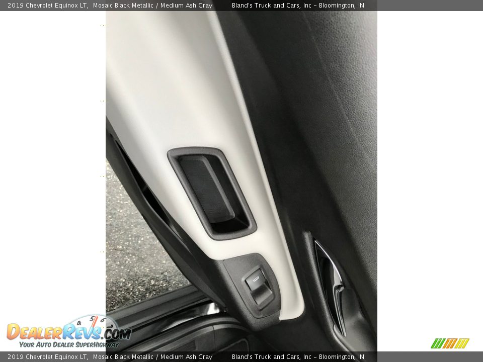 2019 Chevrolet Equinox LT Mosaic Black Metallic / Medium Ash Gray Photo #28