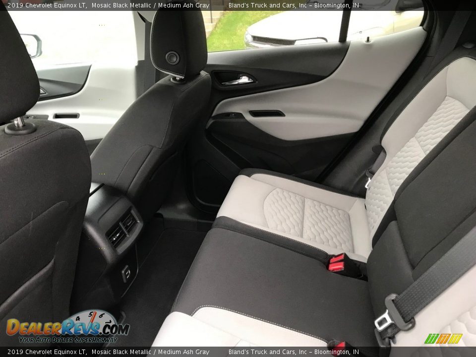 2019 Chevrolet Equinox LT Mosaic Black Metallic / Medium Ash Gray Photo #30