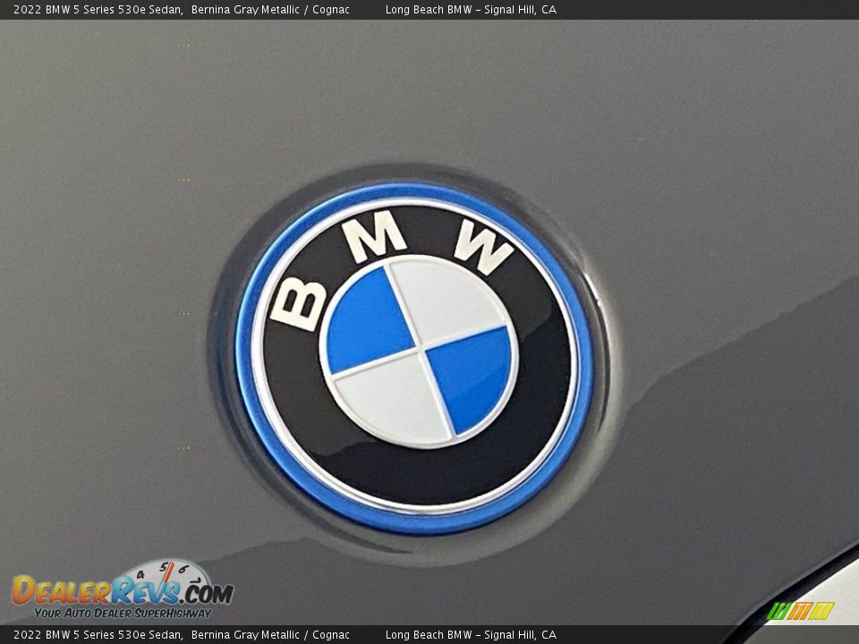 2022 BMW 5 Series 530e Sedan Gauges Photo #5