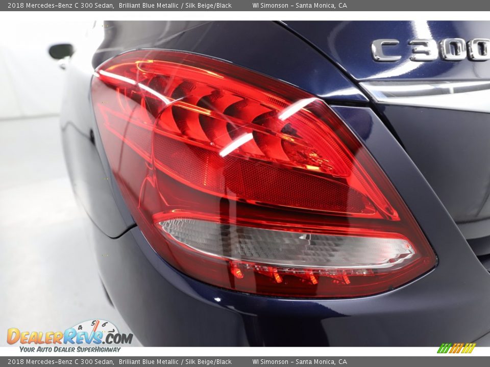 2018 Mercedes-Benz C 300 Sedan Brilliant Blue Metallic / Silk Beige/Black Photo #12