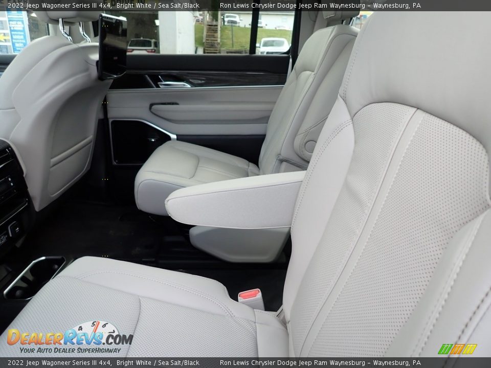 Rear Seat of 2022 Jeep Wagoneer Series III 4x4 Photo #12