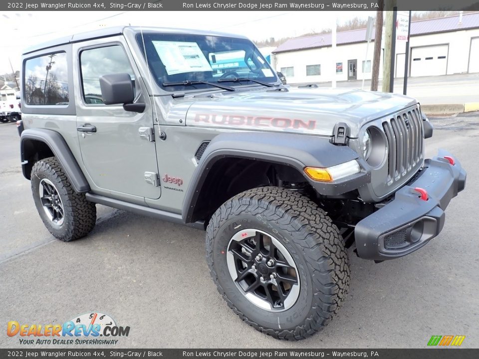 Front 3/4 View of 2022 Jeep Wrangler Rubicon 4x4 Photo #8