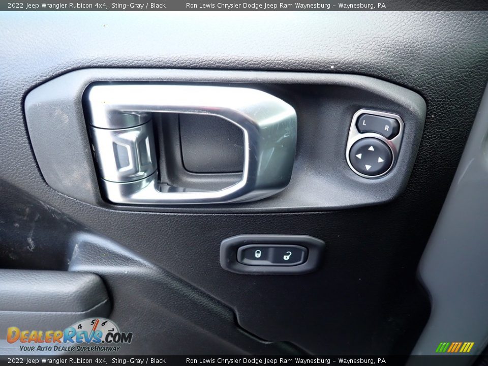 Controls of 2022 Jeep Wrangler Rubicon 4x4 Photo #13