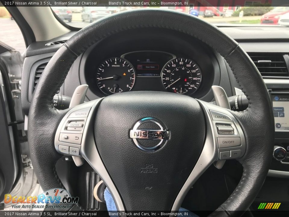 2017 Nissan Altima 3.5 SL Steering Wheel Photo #20