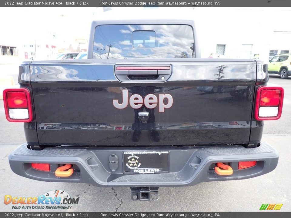 2022 Jeep Gladiator Mojave 4x4 Black / Black Photo #4