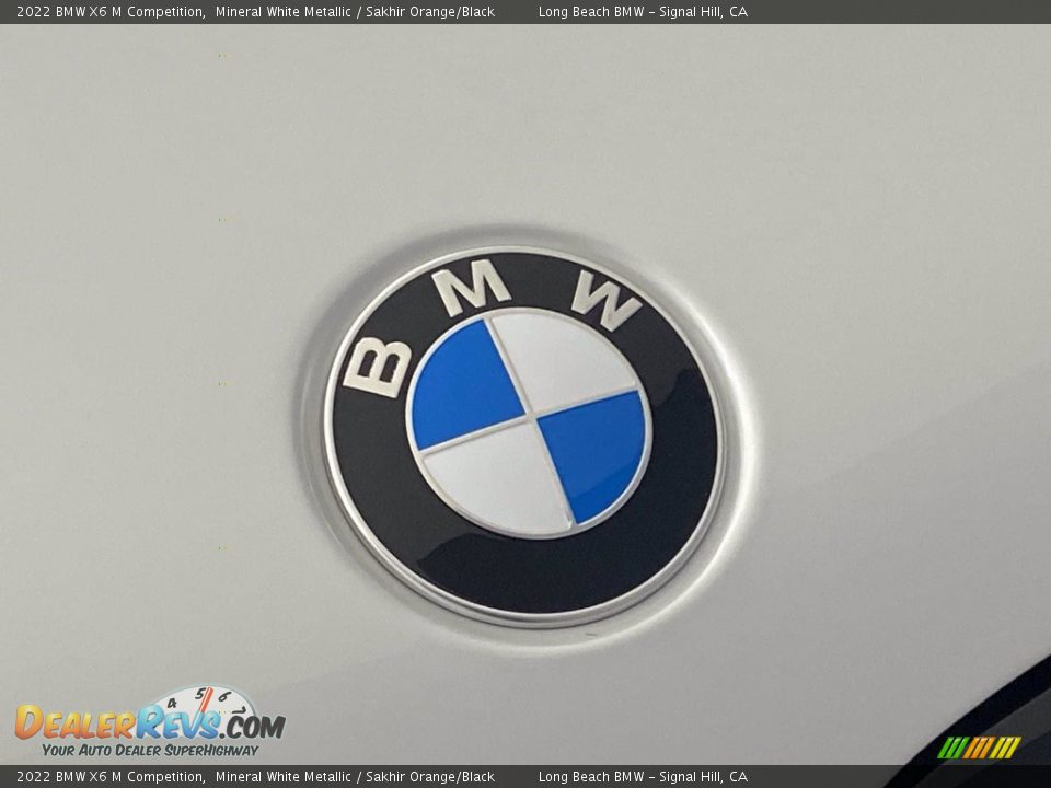 2022 BMW X6 M Competition Mineral White Metallic / Sakhir Orange/Black Photo #5