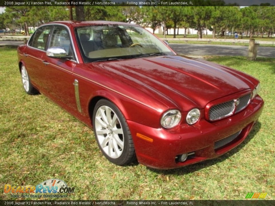 2008 Jaguar XJ Vanden Plas Radiance Red Metallic / Ivory/Mocha Photo #11