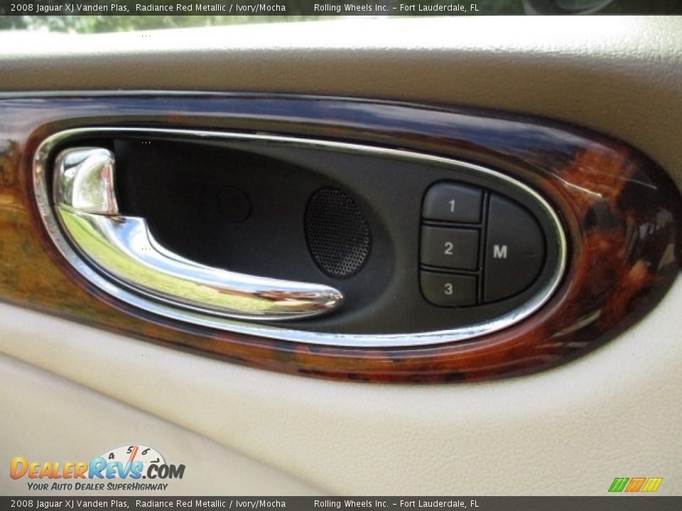 2008 Jaguar XJ Vanden Plas Radiance Red Metallic / Ivory/Mocha Photo #22