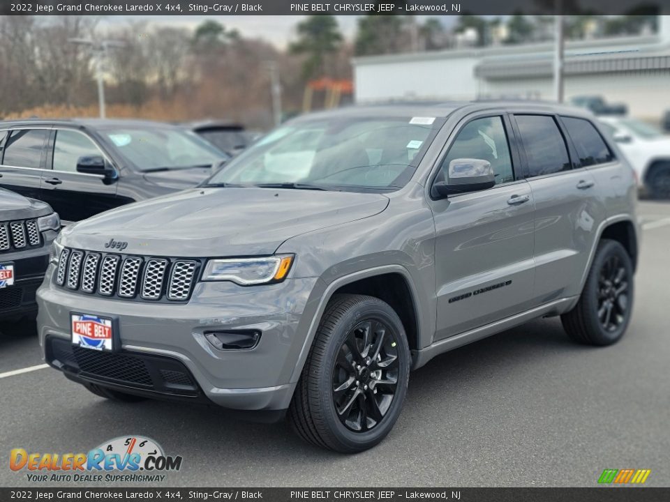 2022 Jeep Grand Cherokee Laredo X 4x4 Sting-Gray / Black Photo #1