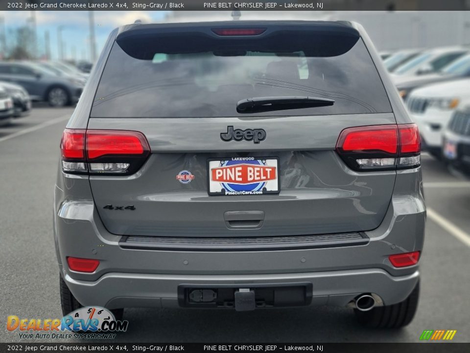 2022 Jeep Grand Cherokee Laredo X 4x4 Sting-Gray / Black Photo #5