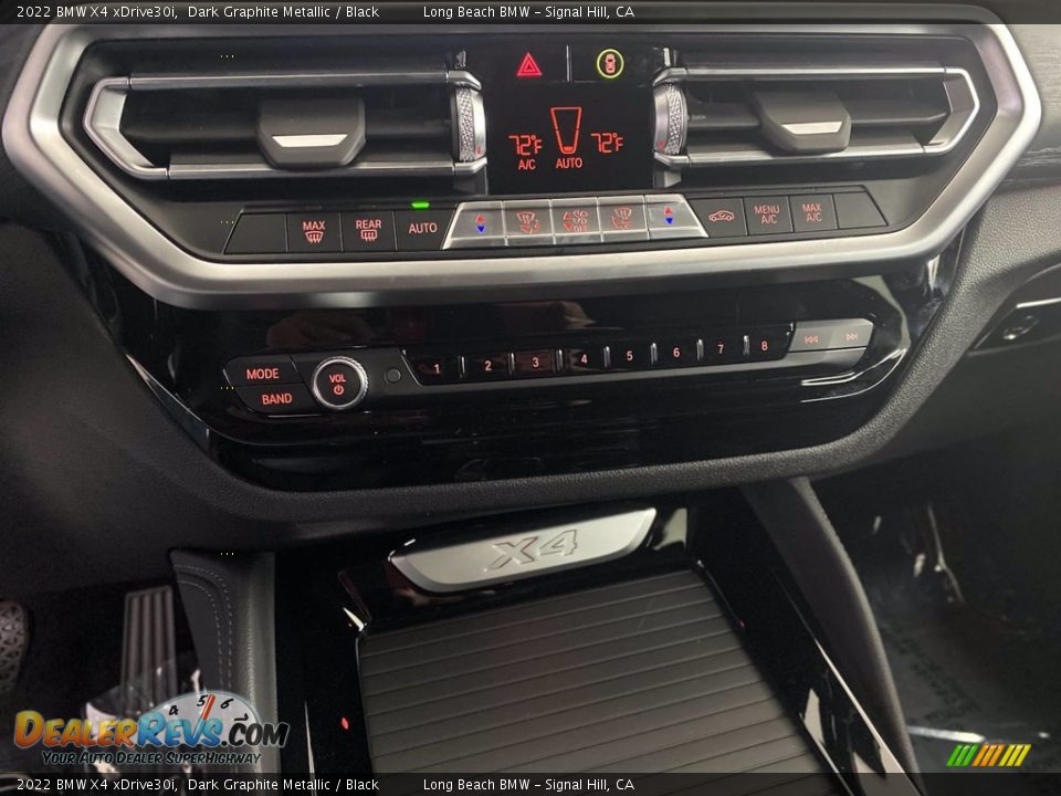 Controls of 2022 BMW X4 xDrive30i Photo #21