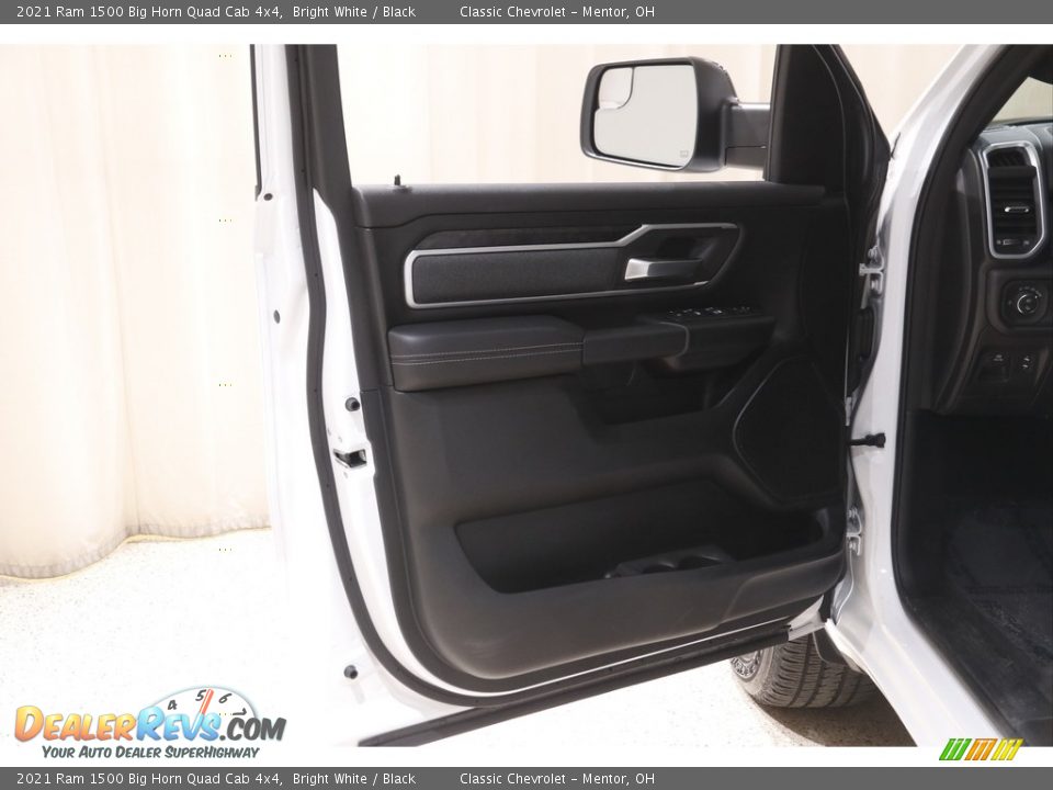 2021 Ram 1500 Big Horn Quad Cab 4x4 Bright White / Black Photo #4