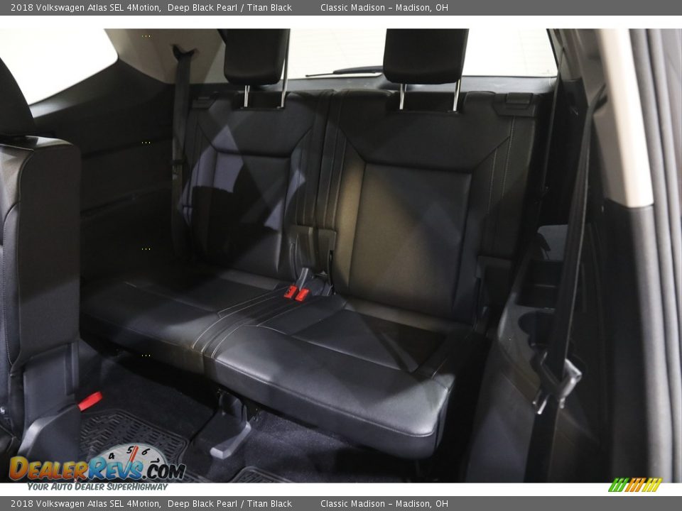 2018 Volkswagen Atlas SEL 4Motion Deep Black Pearl / Titan Black Photo #18