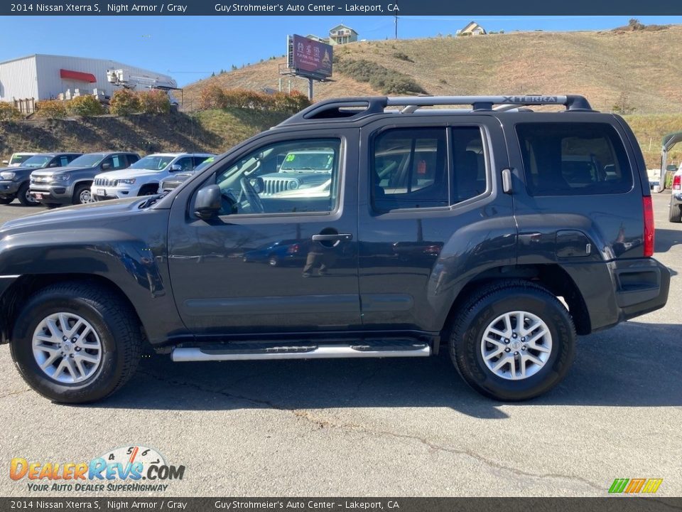 2014 Nissan Xterra S Night Armor / Gray Photo #4