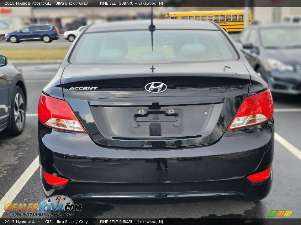 2015 Hyundai Accent GLS Ultra Black / Gray Photo #4