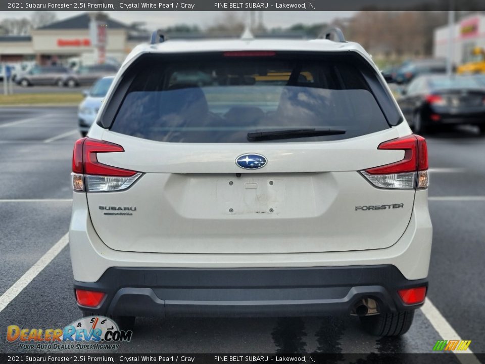 2021 Subaru Forester 2.5i Premium Crystal White Pearl / Gray Photo #4